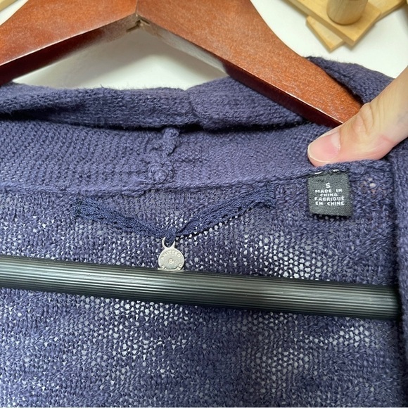 Anthropologie Knitted & Knotted Navy Lace Sleeve Cardigan - Picture 4 of 5